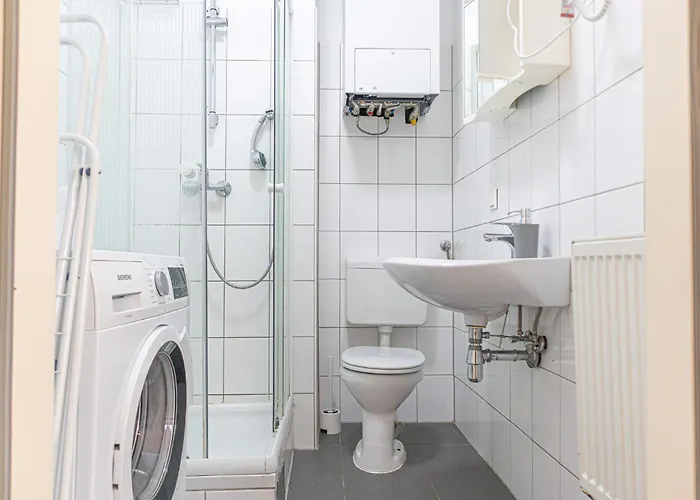 Apartment Lovely 2br Apt, Great Location - Near Schoenbrunn Wien